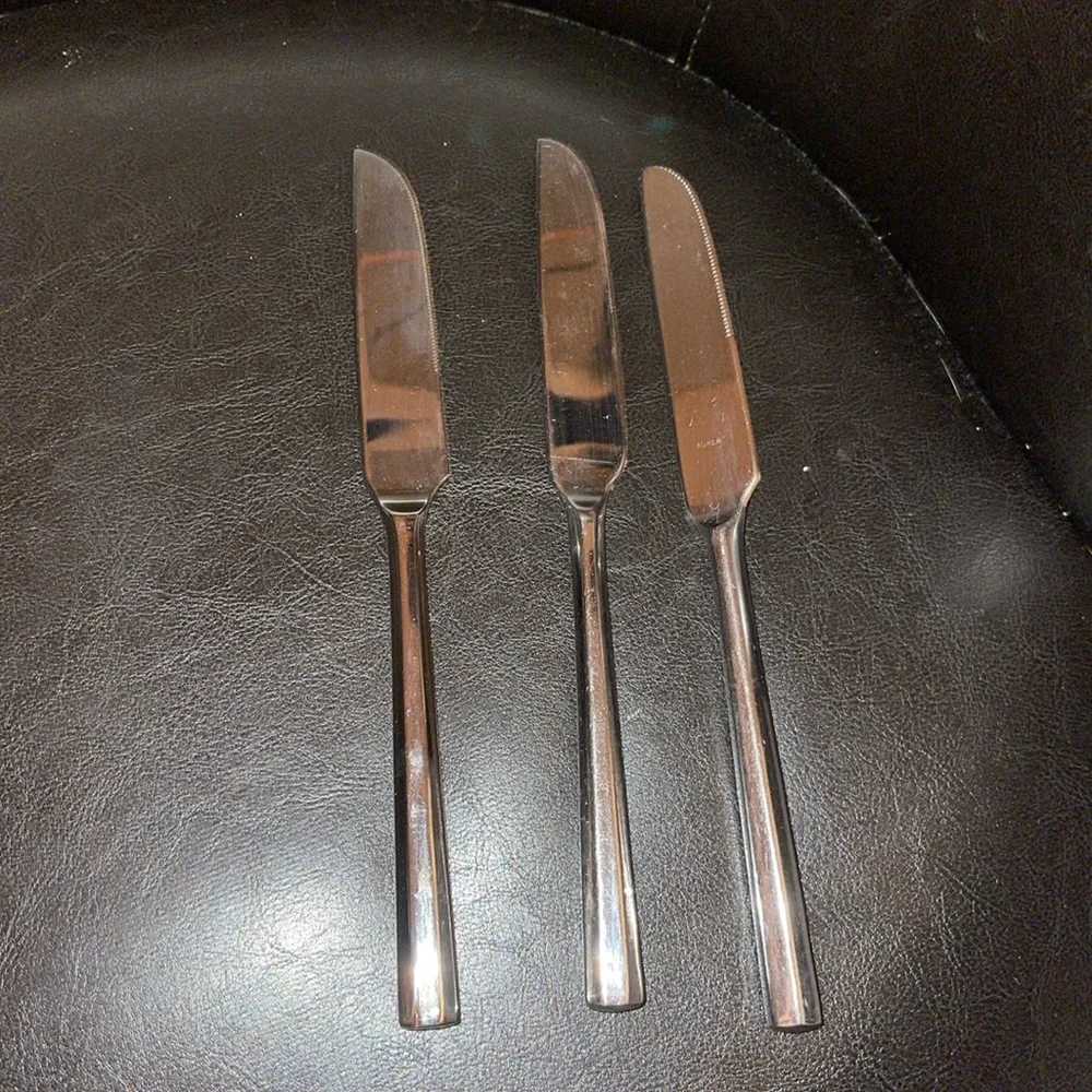 3 Retroneu Acclaim Dinner Knives